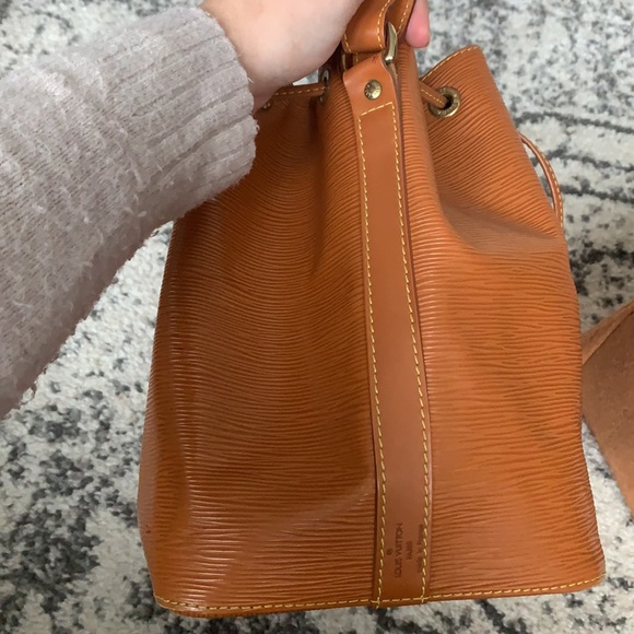 Louis Vuitton Petite Noe - Picture 16 of 16